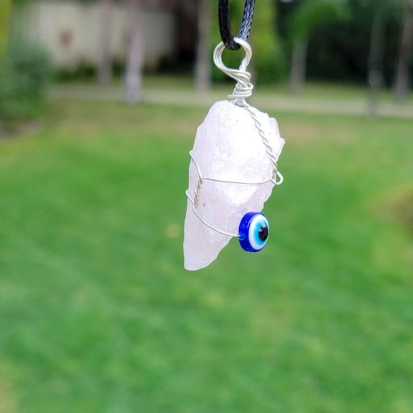 Rose Quartz Evil Eye Crystal Pendant - Picture 6 of 10